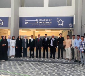 كلية التميز تقيم ورشة عمل حول مهارات العرض والتقديم وفن الإلقاء